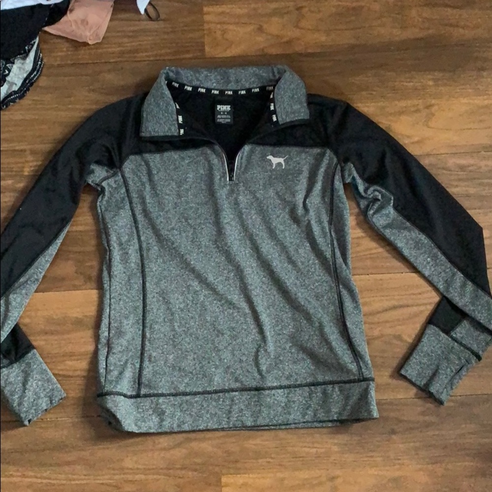 VS Pink pullover